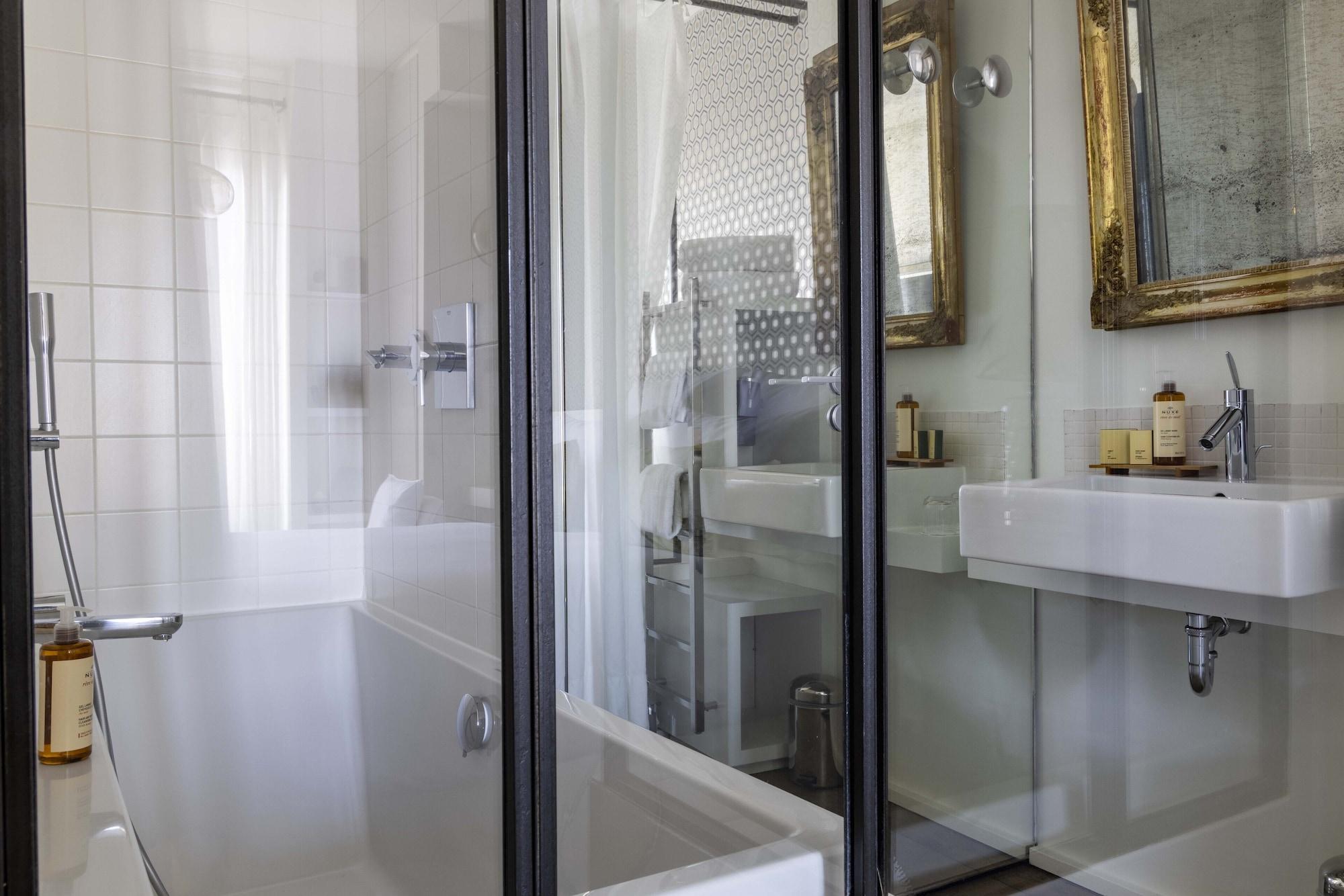 De Banville Hotel Parijs