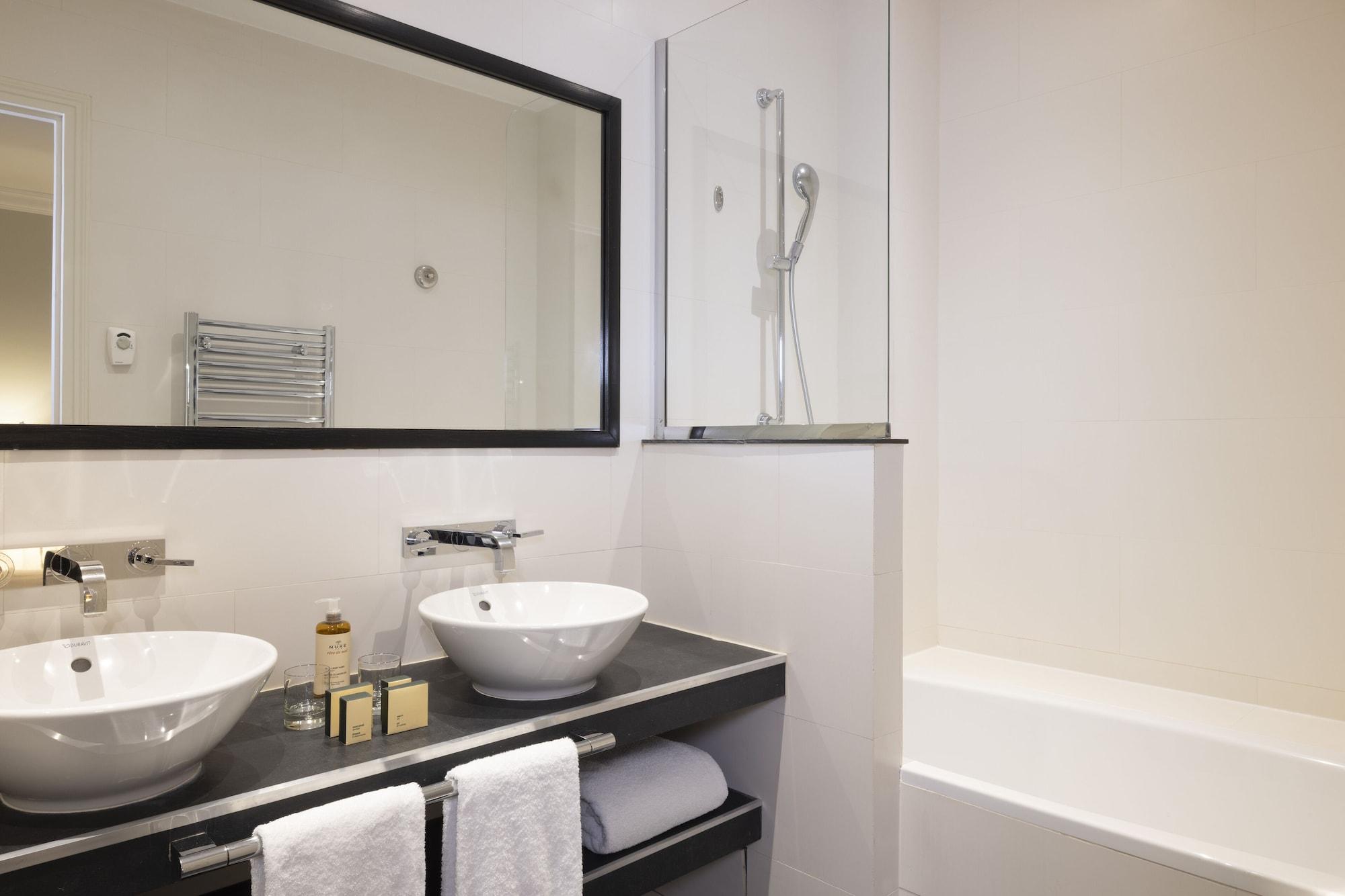 De Banville Hotel Parijs